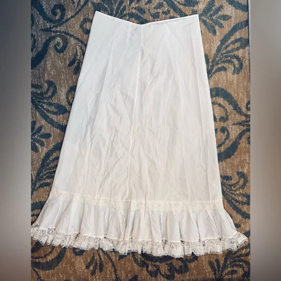 Vintage Handmade Cream Lace Trim Maxi Slip Underskirt Petticoat Liner 30.5”